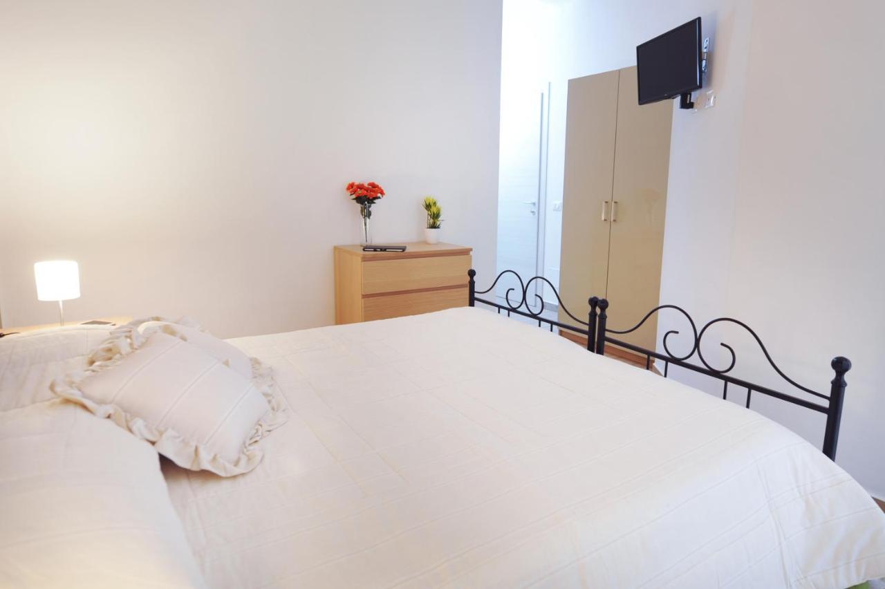 B&B La Dimora Di Katiu' Palermo Exteriör bild